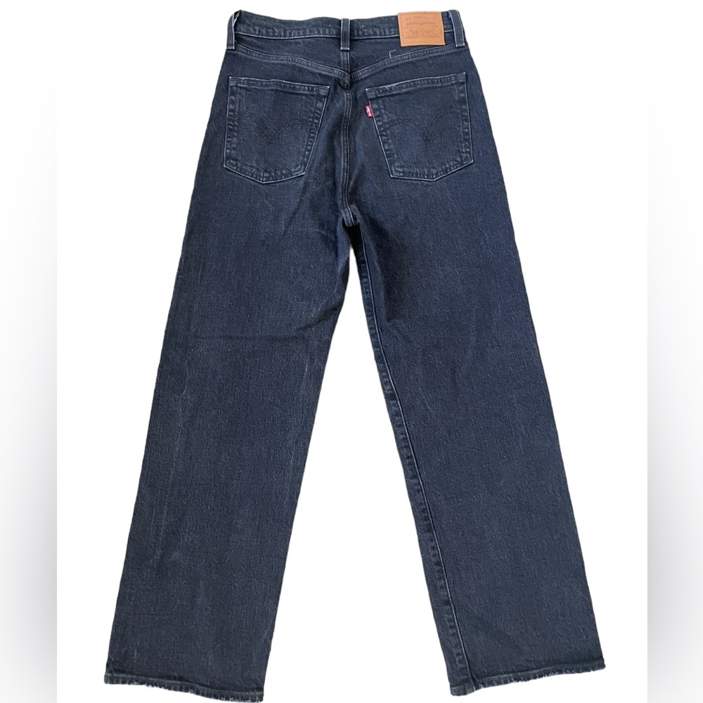 Levi’s Ribcage Straight Jean - Picture 2 of 5